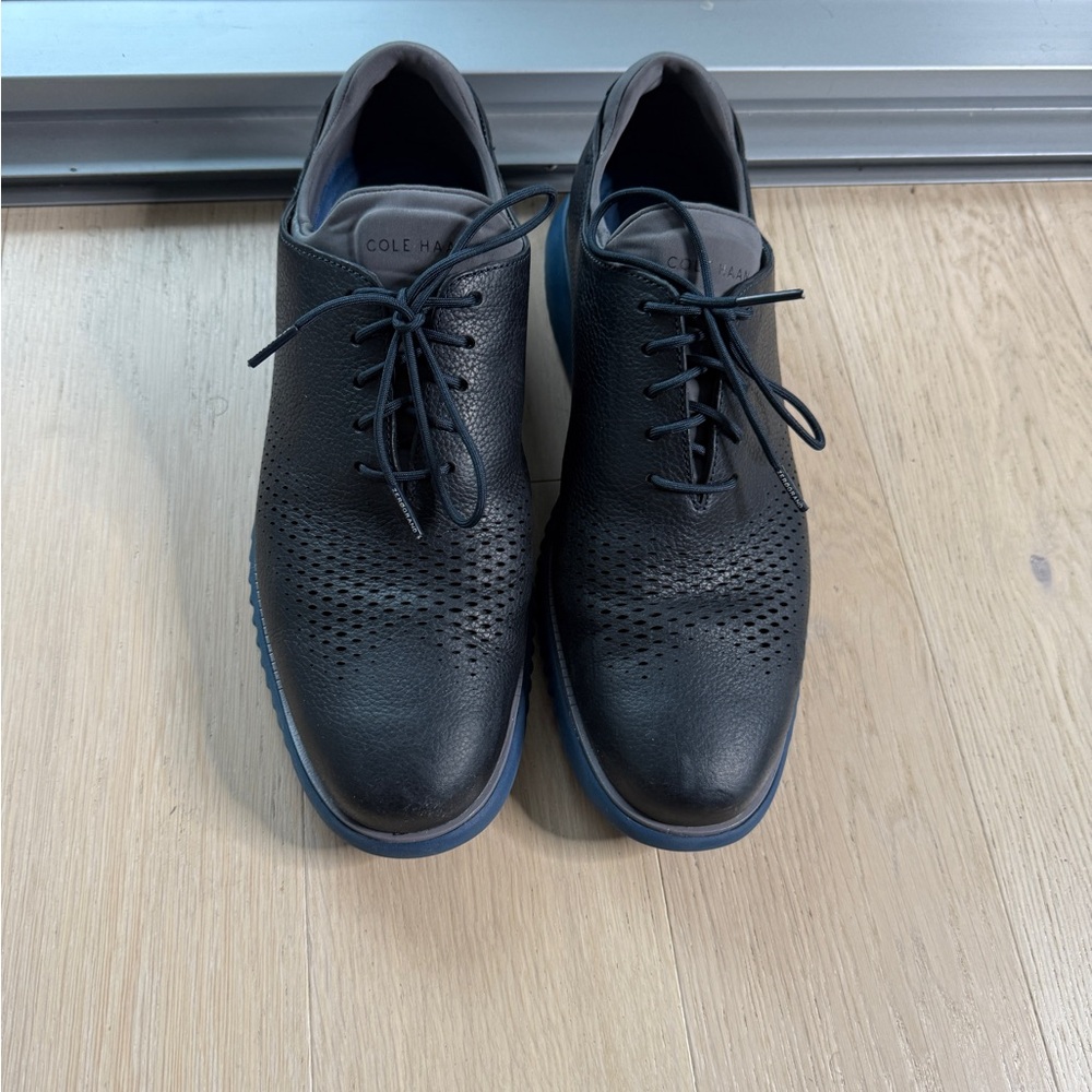 Cole Haan Black and Blue Oxford Shoes Perforated Leather